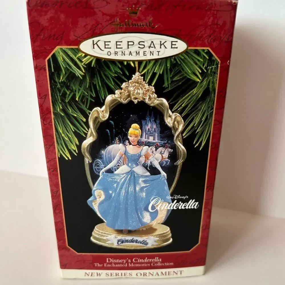 Hallmark Keepsake Vintage Ornament Disney Cinderella Enchanted Memories New